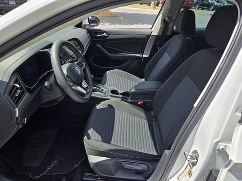 Used 2022 Volkswagen Jetta S FWD image 10