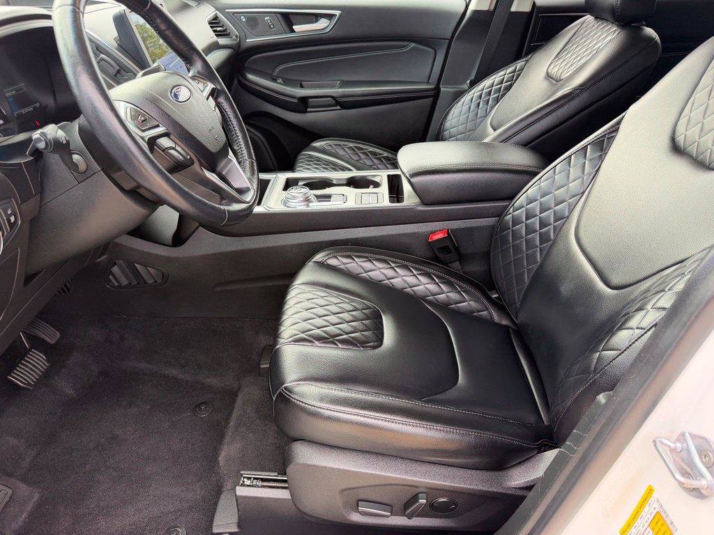 Used 2023 Ford Edge Titanium AWD/4WD image 10