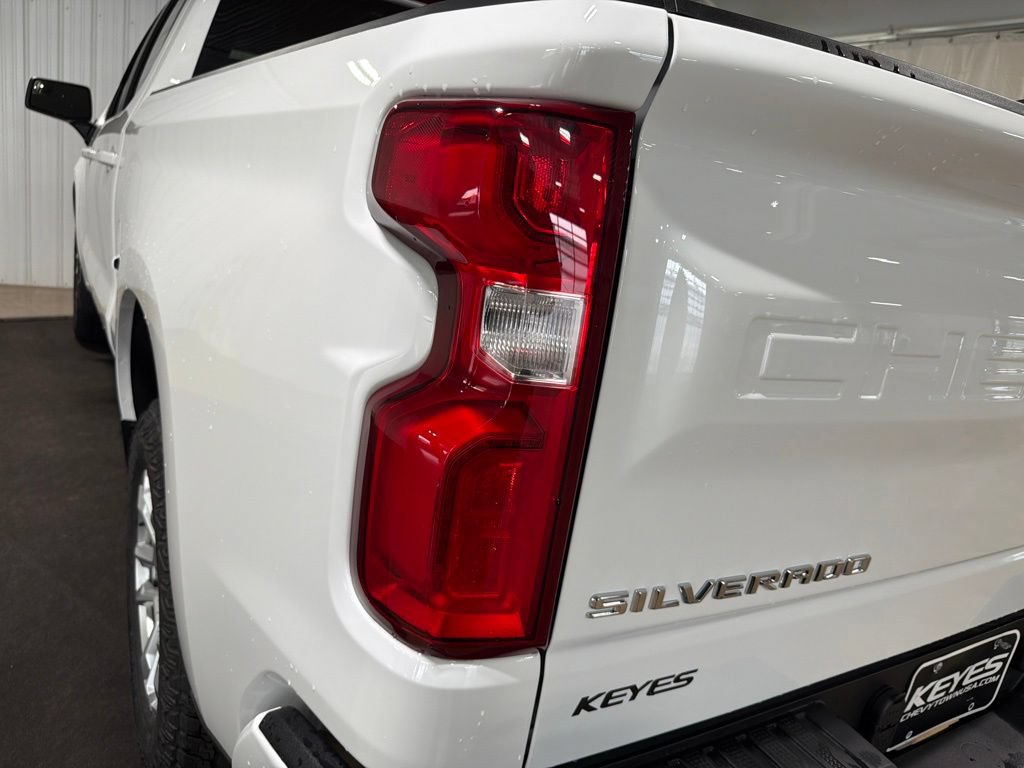 New 2026 Chevrolet Silverado 1500 RST AWD/4WD image 15