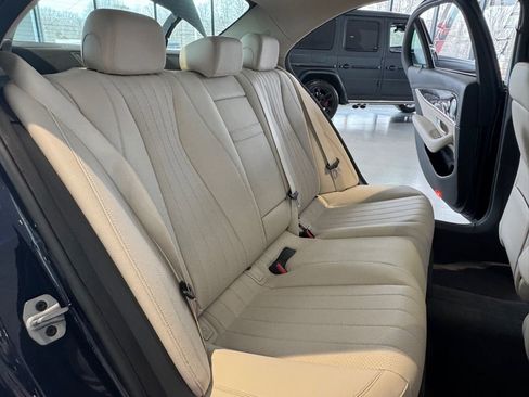 Used 2021 Mercedes-Benz E 350 4MATIC Sedan image 19