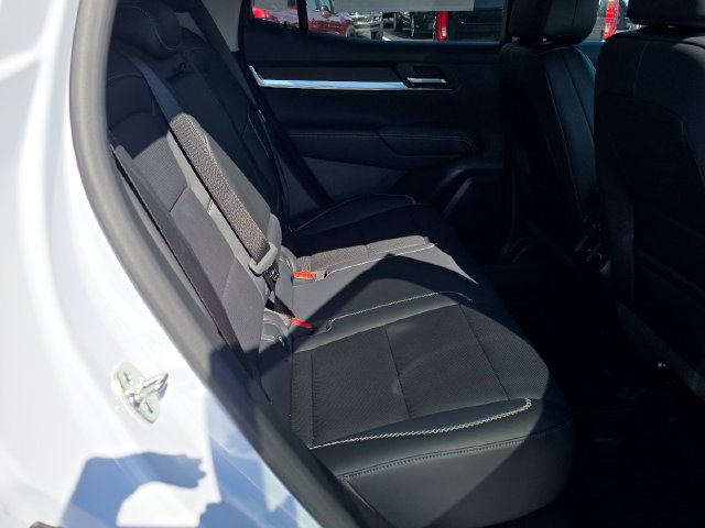 New 2027 GMC Terrain Denali w/ LPO, Floor Liner Package AWD/4WD image 23