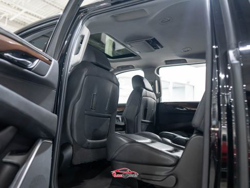 Used 2020 Cadillac Escalade ESV Premium Luxury w/ Escalade Sport Edition image 22