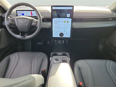 Used 2023 Ford Mustang Mach-E Premium image 9