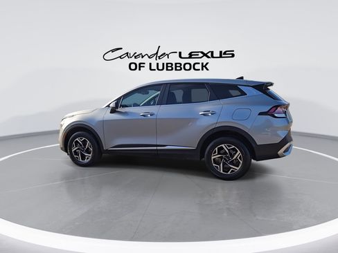 Used 2023 Kia Sportage LX AWD/4WD image 6