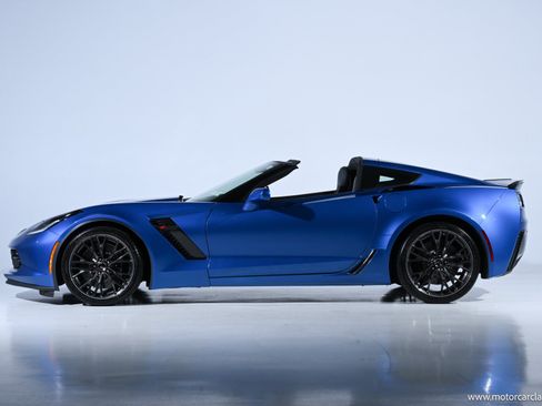 Used 2016 Chevrolet Corvette Z06 w/ 3LZ Preferred Equipment Group RWD image 9