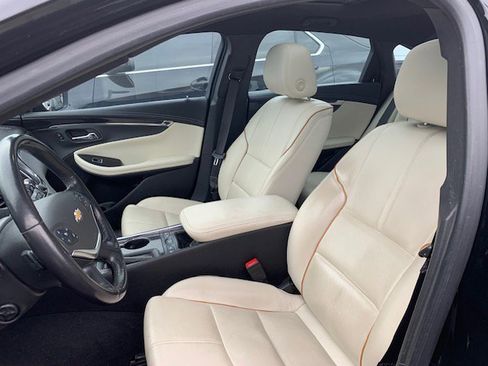 Used 2018 Chevrolet Impala Premier w/ Premier Confidence Package image 2