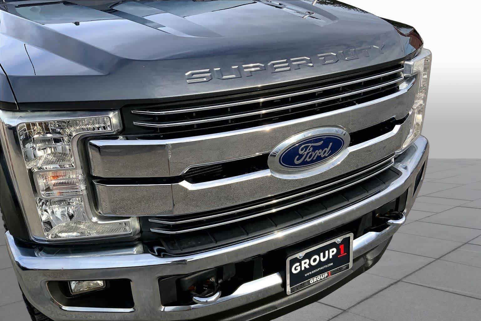 Used 2019 Ford F250 Lariat w/ Chrome Package AWD/4WD image 28