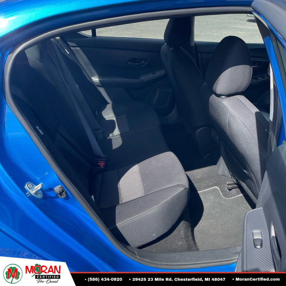Used 2025 Nissan Sentra SV FWD image 11