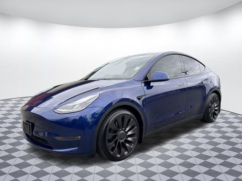 Used 2023 Tesla Model Y Performance AWD/4WD image 3