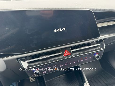 Used 2023 Kia Niro EX Touring image 54