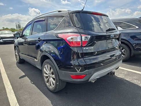 Used 2018 Ford Escape Titanium AWD/4WD image 9