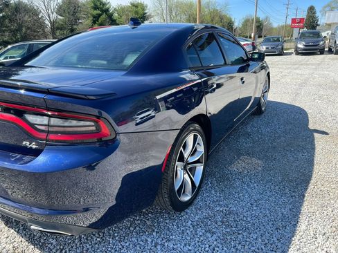 Used 2015 Dodge Charger R/T w/ Plus Group RWD image 7