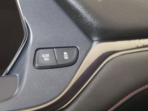 Used 2020 Chevrolet Blazer RS FWD image 36