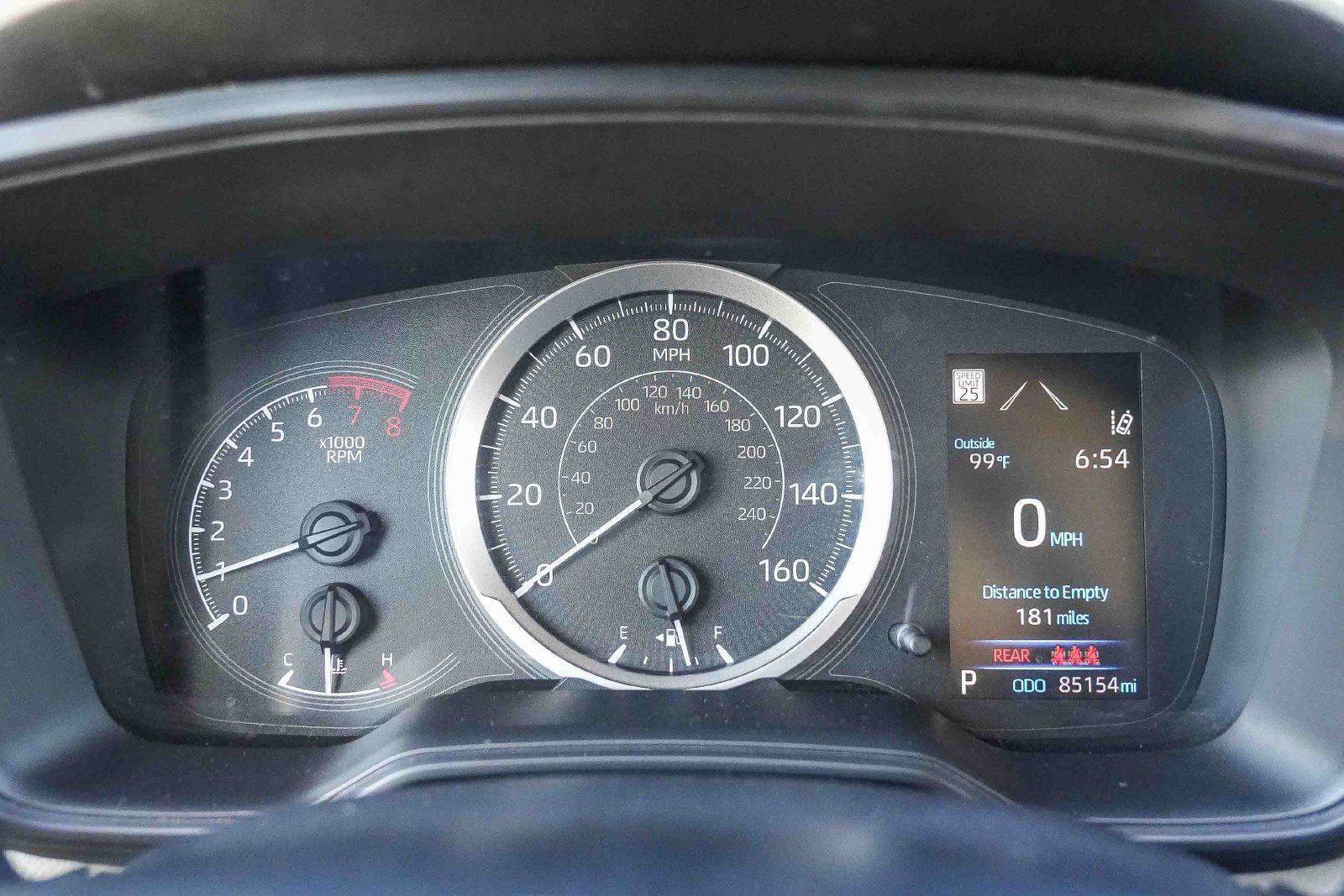 Used 2020 Toyota Corolla LE FWD image 23