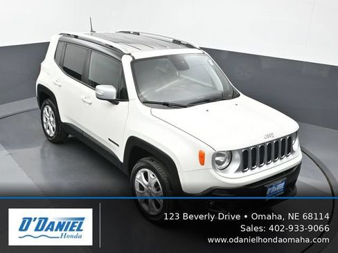 Used 2018 Jeep Renegade Limited AWD/4WD image 20