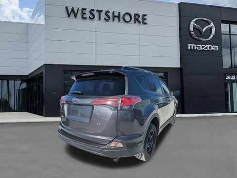 Used 2016 Toyota RAV4 LE FWD image 3