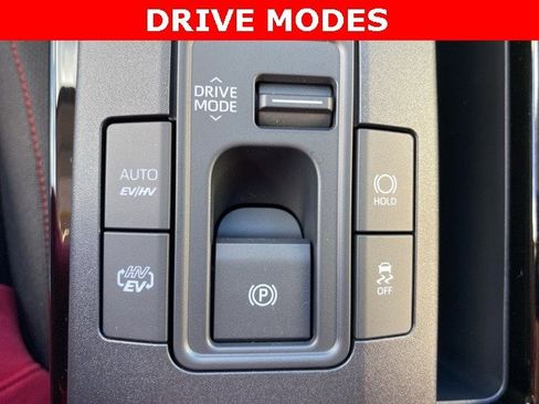 New 2026 Toyota Prius Plug-In Hybrid image 4