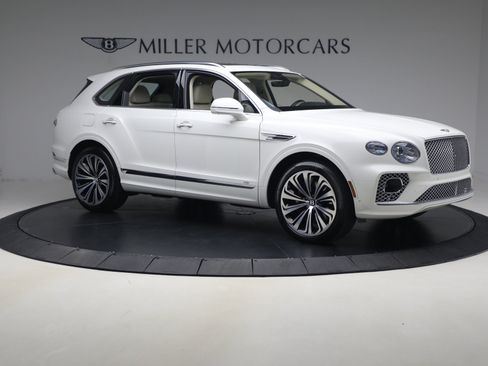 Certified 2022 Bentley Bentayga AWD/4WD image 10