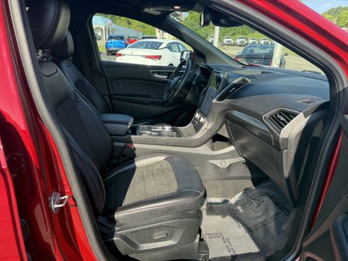 Certified 2022 Ford Edge ST-Line image 11