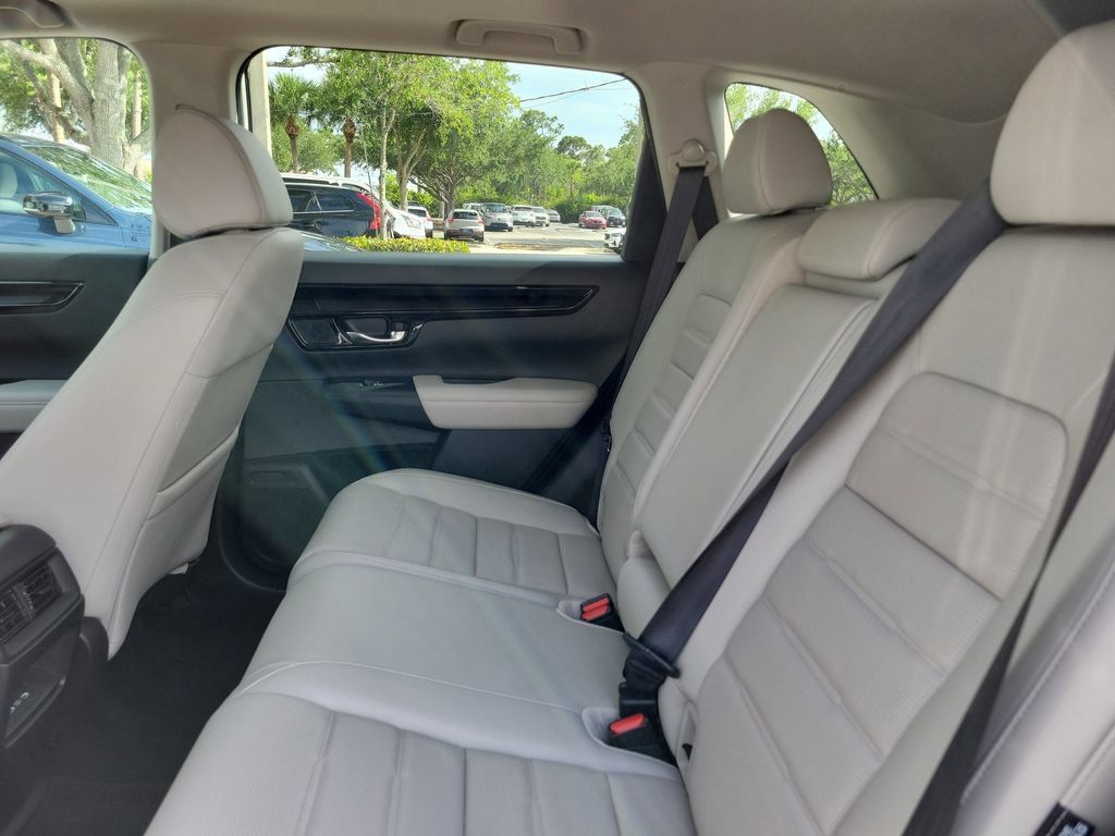 Used 2025 Honda CR-V EX-L image 17