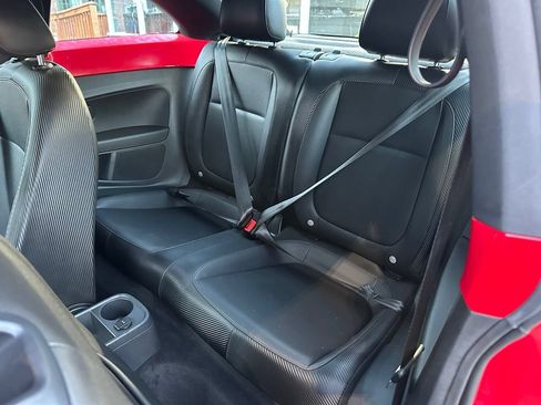 Used 2012 Volkswagen Beetle 2.5 FWD image 10