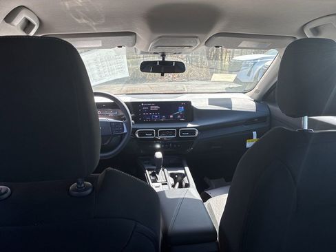 New 2026 Nissan Sentra SV w/ Floor Mat Package FWD image 22