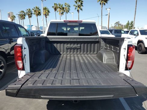 New 2026 GMC Sierra 1500 Elevation w/ Elevation Premium Package image 6