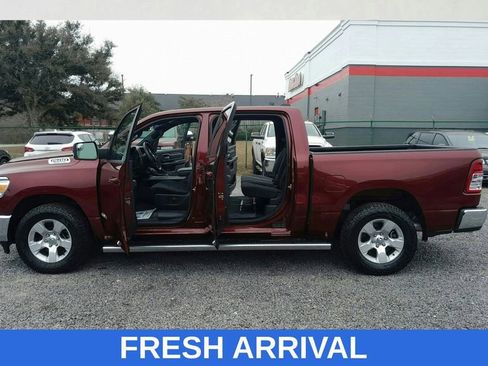 Used 2019 RAM 1500 Big Horn AWD/4WD image 11