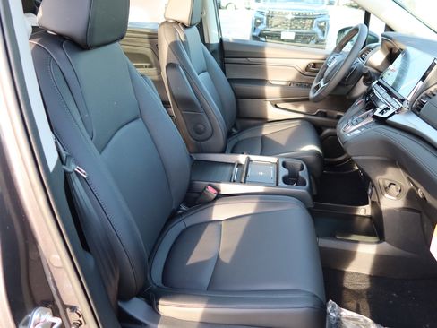 New 2026 Honda Odyssey EX-L image 5