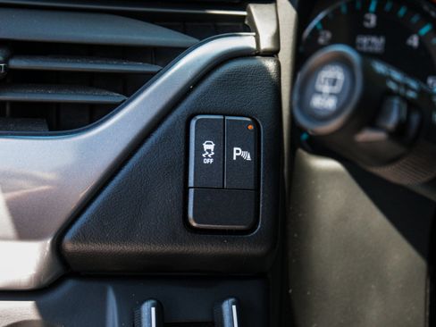 Used 2018 Chevrolet Tahoe 4WD w/ Max Trailering Package image 12