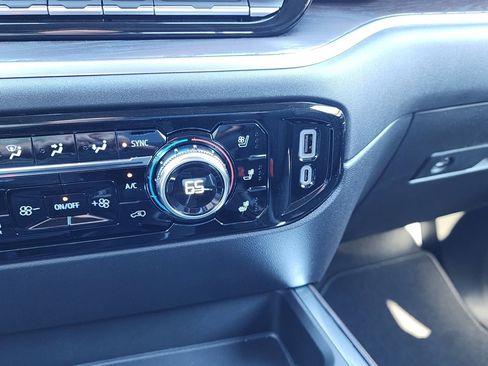 New 2026 GMC Sierra 1500 SLT w/ SLT Premium Plus Package image 30