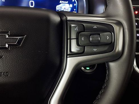 Used 2023 Chevrolet Suburban Z71 image 22