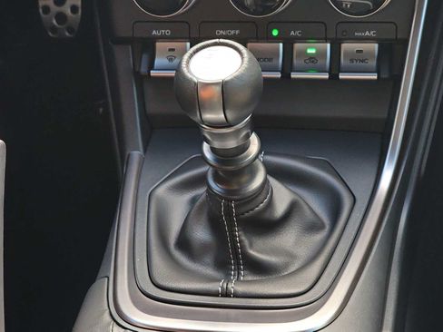 Used 2025 Toyota GR86 Premium w/ Performance Package RWD image 11
