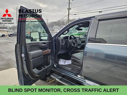 Used 2020 Chevrolet Silverado 2500 High Country w/ Z71 Off-Road Package image 9