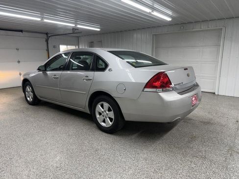 Used 2007 Chevrolet Impala LT FWD image 3