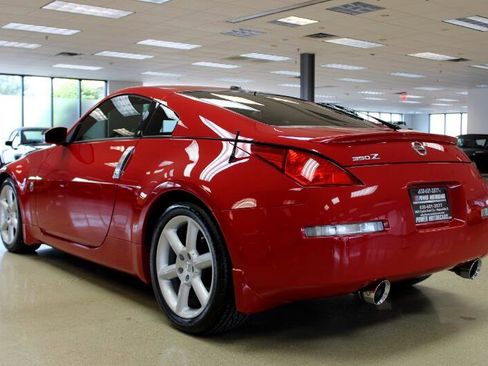 Used 2004 Nissan 350Z Touring w/ Cargo Convenience Pkg image 3