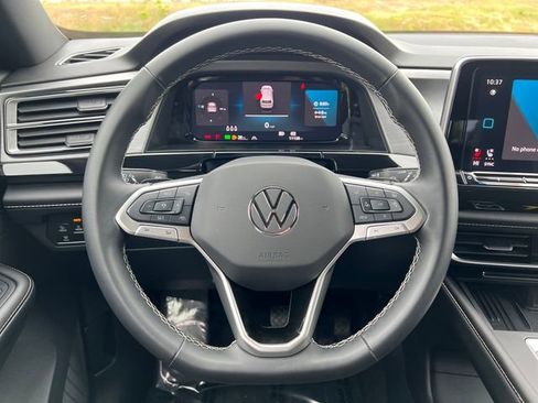 Used 2026 Volkswagen Atlas Cross Sport SE AWD/4WD image 18