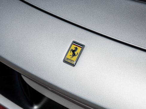 Used 2022 Ferrari F8 Tributo image 29