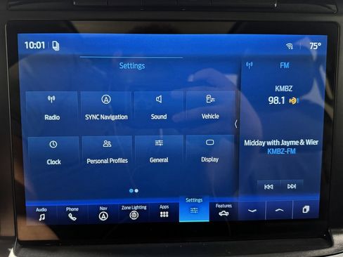 Used 2021 Ford F150 Lariat w/ Equipment Group 502A High AWD/4WD image 39