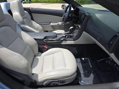 Used 2012 Chevrolet Corvette Grand Sport w/ 3LT Preferred Equipment Group RWD image 19
