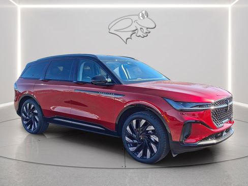 New 2026 Lincoln Nautilus Reserve w/ Jet Appearance Package image 5