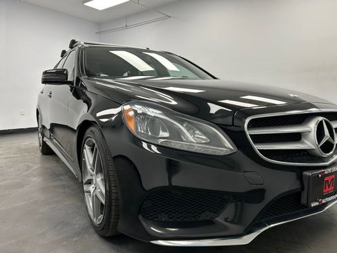 Used 2014 Mercedes-Benz E 350 4MATIC Wagon image 21