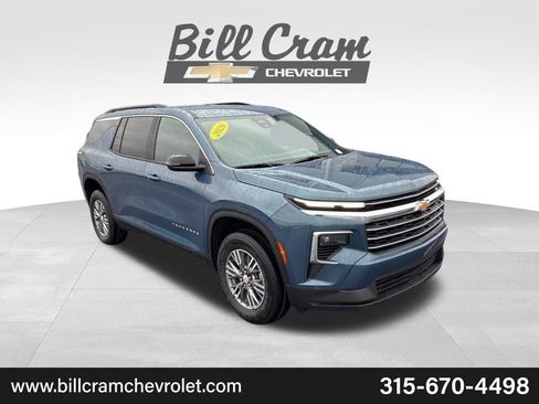 New 2026 Chevrolet Traverse LT w/ LPO, Floor Liner Package image 1