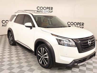 Used 2024 Nissan Pathfinder Platinum