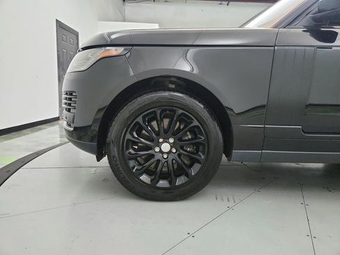 Used 2020 Land Rover Range Rover HSE image 33