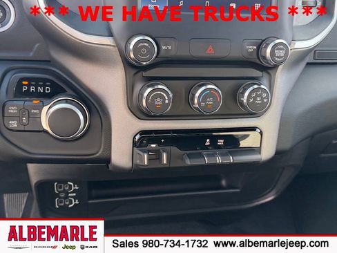 Used 2024 RAM 2500 Big Horn w/ Bed Utility Group image 25