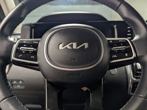 Used 2023 Kia Sorento SX AWD/4WD image 18