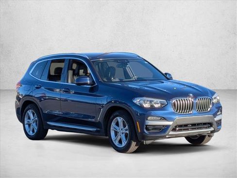 Used 2018 BMW X3 xDrive30i image 3