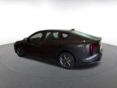 Used 2025 Kia K4 FWD image 9