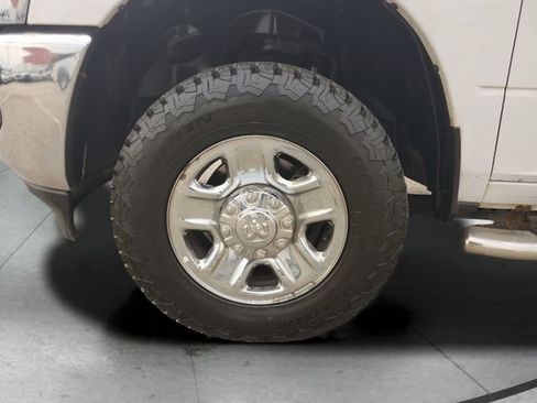 Used 2020 RAM 3500 Tradesman w/ Chrome Appearance Group image 26